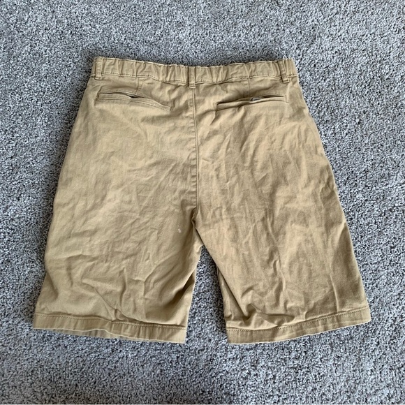 Children's Place Boys Uniform Stretch Chino Shorts Flax Color Size 14 Husky - Picture 6 of 7